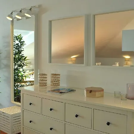 Percy Lubbock Apartment *