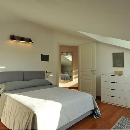 Apartment Percy Lubbock